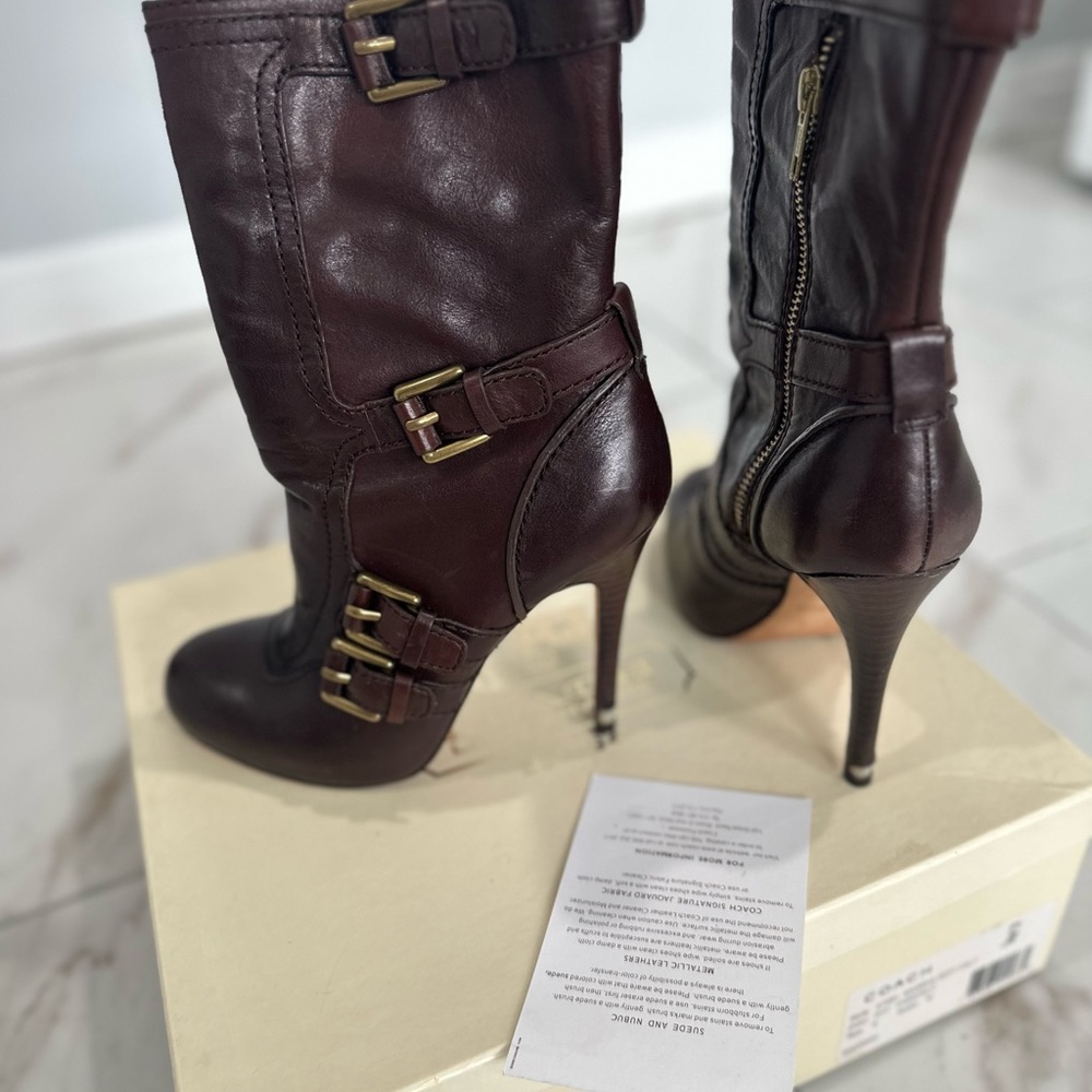 Coach brown heel boots - Picture 2 of 11